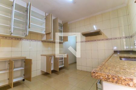Casa à venda com 170m², 2 quartos e 2 vagasCozinha