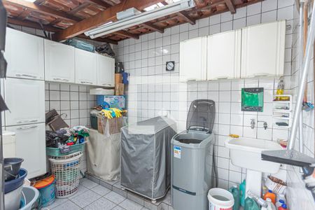 Casa para alugar com 600m², 4 quartos e 15 vagas Casa para alugar com 600m², 4 quartos e 15 vagasÁrea de Serviço