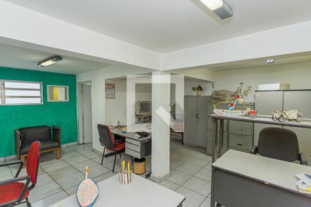 Casa para alugar com 600m², 4 quartos e 15 vagas Casa para alugar com 600m², 4 quartos e 15 vagasEscritório