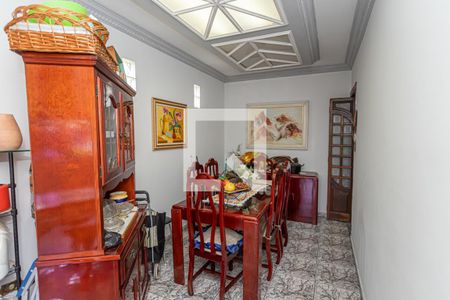 Casa para alugar com 600m², 4 quartos e 15 vagas Casa para alugar com 600m², 4 quartos e 15 vagasCopa