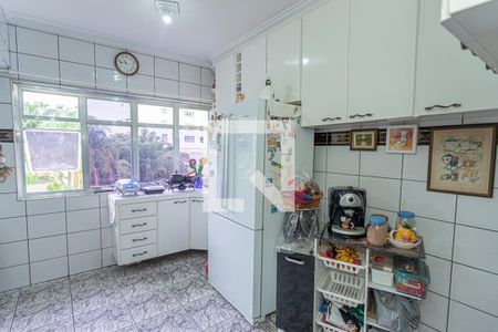 Casa para alugar com 600m², 4 quartos e 15 vagas Casa para alugar com 600m², 4 quartos e 15 vagasCozinha