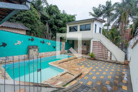 Casa para alugar com 600m², 4 quartos e 15 vagas Casa para alugar com 600m², 4 quartos e 15 vagasPiscina
