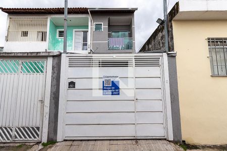 Casa para alugar com 87m², 2 quartos e 2 vagasFachada