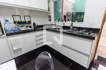 Casa para alugar com 87m², 2 quartos e 2 vagasCozinha