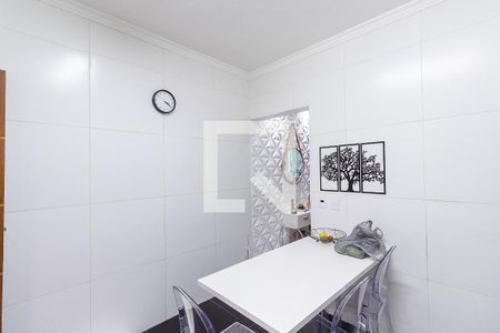 Casa para alugar com 87m², 2 quartos e 2 vagasCozinha