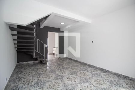 Casa de condomínio para alugar com 55m², 2 quartos e 1 vagaSala