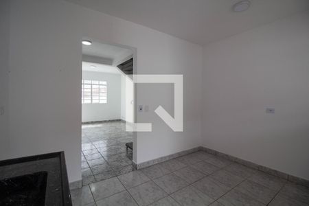 Casa de condomínio para alugar com 55m², 2 quartos e 1 vagaCozinha