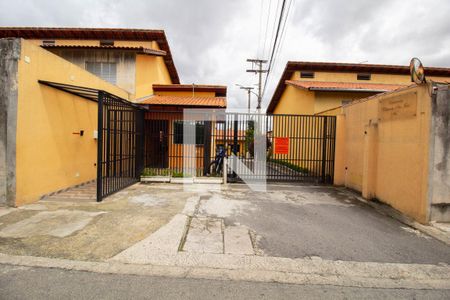 Casa de condomínio para alugar com 55m², 2 quartos e 1 vagaFachada e portaria