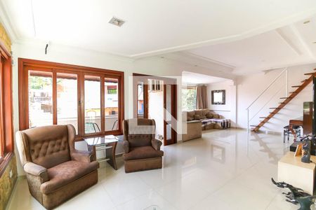 Sala de casa para alugar com 5 quartos, 500m² em Parque Monte Alegre, Taboão da Serra