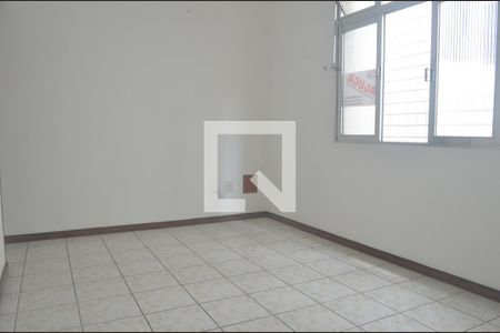 Apartamento para alugar com 77m², 2 quartos e 1 vagaSala