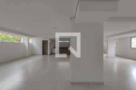 Apartamento para alugar com 95m², 2 quartos e 2 vagasÁrea comum - Salão de festas