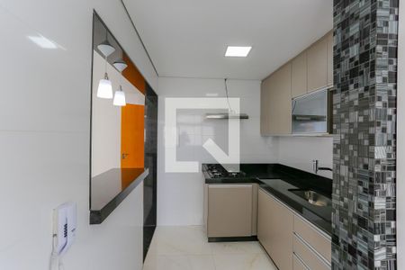 Apartamento para alugar com 95m², 2 quartos e 2 vagasCozinha