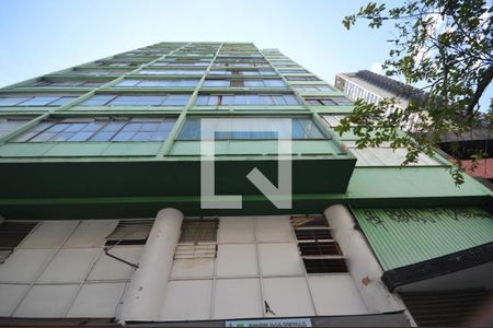Apartamento à venda com 52m², 1 quarto e sem vaga Apartamento à venda com 52m², 1 quarto e sem vagaFachada