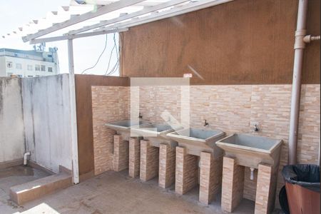 Apartamento à venda com 44m², 1 quarto e sem vaga Apartamento à venda com 44m², 1 quarto e sem vagaTerraço/lavanderia