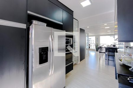 Apartamento à venda com 184m², 4 quartos e 3 vagasCozinha