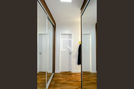 Apartamento à venda com 184m², 4 quartos e 3 vagasQuarto 1 - Armários