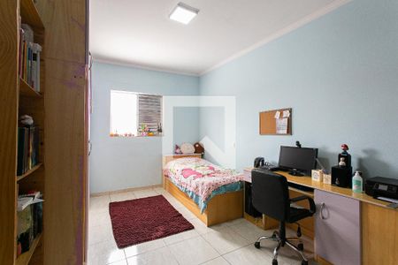 Casa à venda com 240m², 3 quartos e 2 vagasQuarto 2