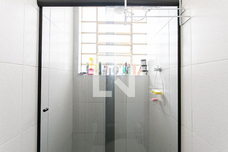 Casa à venda com 240m², 3 quartos e 2 vagasBanheiro 2