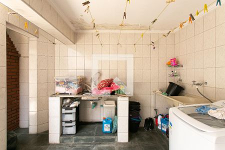 Casa à venda com 240m², 3 quartos e 2 vagasÁrea de Serviço