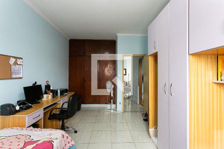 Casa à venda com 240m², 3 quartos e 2 vagasQuarto 2