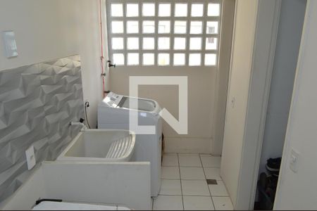 Apartamento para alugar com 80m², 2 quartos e 1 vagaÁrea de Serviço