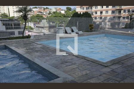 Apartamento para alugar com 80m², 2 quartos e 1 vagaÁrea comum - Piscina