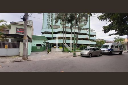 Apartamento para alugar com 80m², 2 quartos e 1 vagaFachada e Portaria 