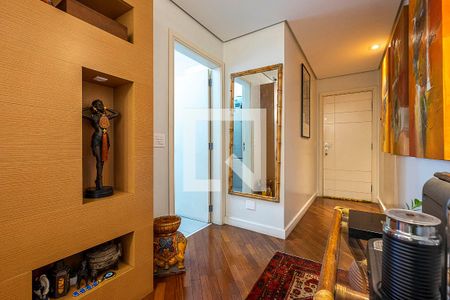 Hall de entrada de apartamento à venda com 3 quartos, 117m² em Jardim Paulista, São Paulo