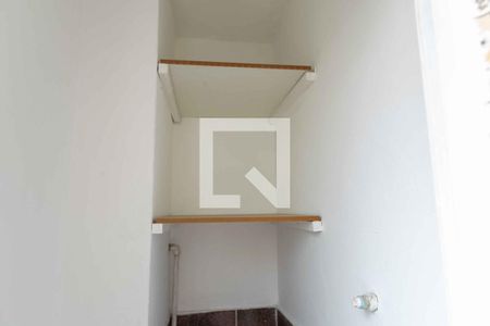 Apartamento à venda com 60m², 2 quartos e 1 vagaÁrea de Serviço