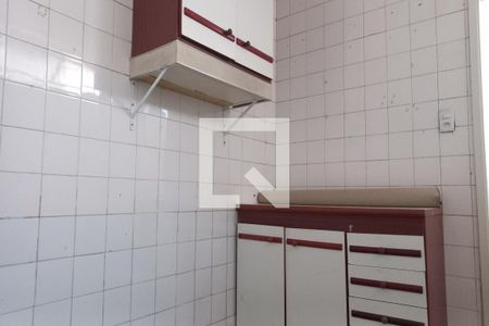 Apartamento à venda com 70m², 2 quartos e sem vaga Apartamento à venda com 70m², 2 quartos e sem vagaCozinha