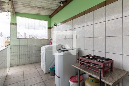 Casa à venda com 200m², 3 quartos e 6 vagasLavanderia e Varanda 