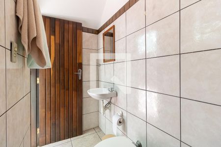 Casa à venda com 200m², 3 quartos e 6 vagasBanheiro do Salão de Festas