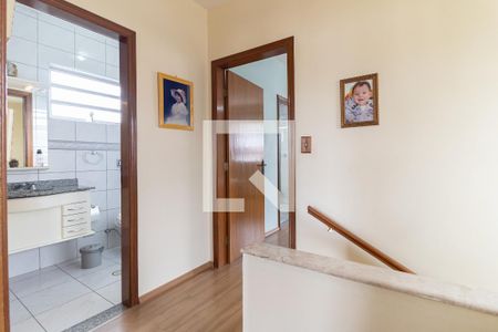 Casa à venda com 200m², 3 quartos e 6 vagasCorredor