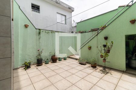 Casa à venda com 200m², 3 quartos e 6 vagasQuintal