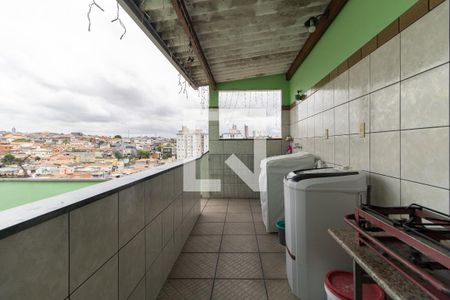 Casa à venda com 200m², 3 quartos e 6 vagasLavanderia e Varanda 