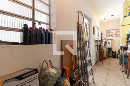 Casa à venda com 200m², 3 quartos e 6 vagasQuarto de Serviço