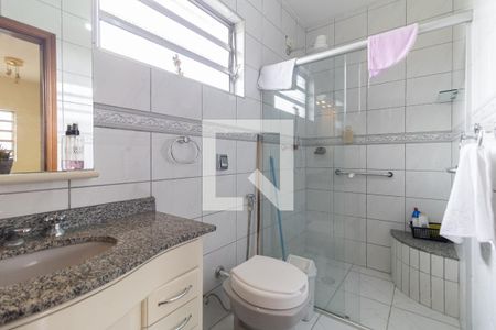 Casa à venda com 200m², 3 quartos e 6 vagasBanheiro Social