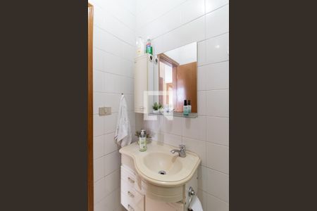 Casa à venda com 200m², 3 quartos e 6 vagasLavabo