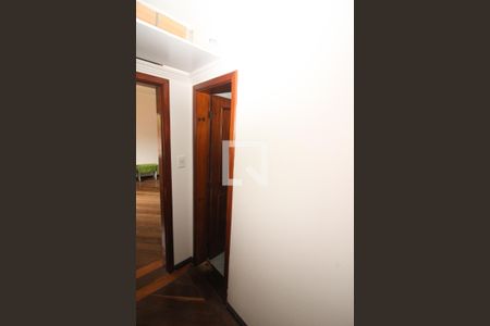 Casa à venda com 345m², 3 quartos e 5 vagas Casa à venda com 345m², 3 quartos e 5 vagasCloset da suíte 1