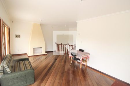 Casa à venda com 345m², 3 quartos e 5 vagas Casa à venda com 345m², 3 quartos e 5 vagasSala 2