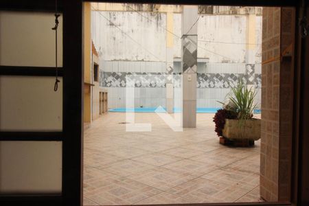 Casa à venda com 345m², 3 quartos e 5 vagas Casa à venda com 345m², 3 quartos e 5 vagasVista da Suíte 2