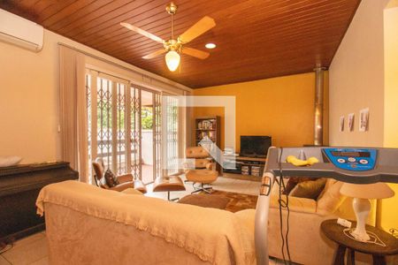 Casa à venda com 400m², 3 quartos e 4 vagas Casa à venda com 400m², 3 quartos e 4 vagasSala 2