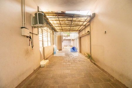 Casa à venda com 400m², 3 quartos e 4 vagas Casa à venda com 400m², 3 quartos e 4 vagasGaragem