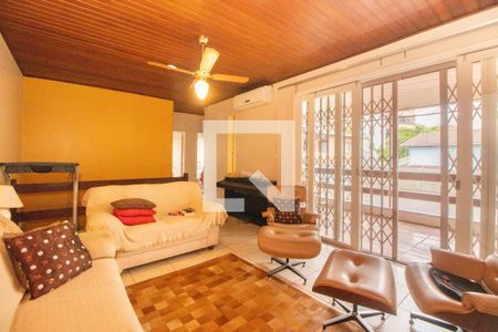 Casa à venda com 400m², 3 quartos e 4 vagas Casa à venda com 400m², 3 quartos e 4 vagasSala 2