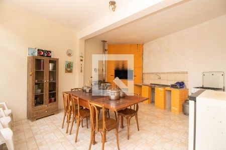 Casa à venda com 400m², 3 quartos e 4 vagas Casa à venda com 400m², 3 quartos e 4 vagasSalão de Festas
