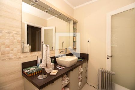 Casa à venda com 400m², 3 quartos e 4 vagas Casa à venda com 400m², 3 quartos e 4 vagasBanheiro Social