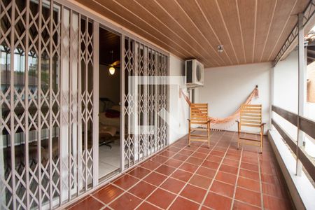 Casa à venda com 400m², 3 quartos e 4 vagas Casa à venda com 400m², 3 quartos e 4 vagasVaranda da Sala 2