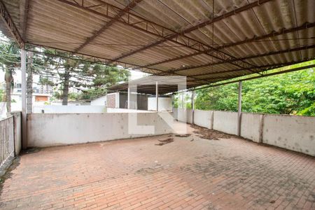 Casa à venda com 400m², 3 quartos e 4 vagas Casa à venda com 400m², 3 quartos e 4 vagasTerraço
