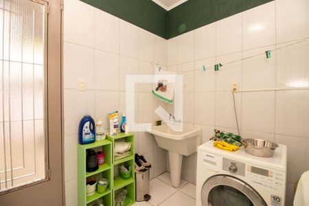 Casa à venda com 400m², 3 quartos e 4 vagas Casa à venda com 400m², 3 quartos e 4 vagasÁrea de Serviço