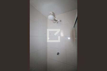 Banheiro de kitnet/studio para alugar com 1 quarto, 45m² em Centro, Campinas